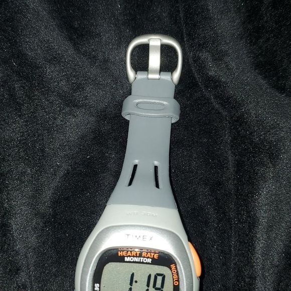 Timex Heart Rate Monitor Watch T5G941 Sport Silver Bezel Grey Band Men Women 30m - Picture 3 of 6